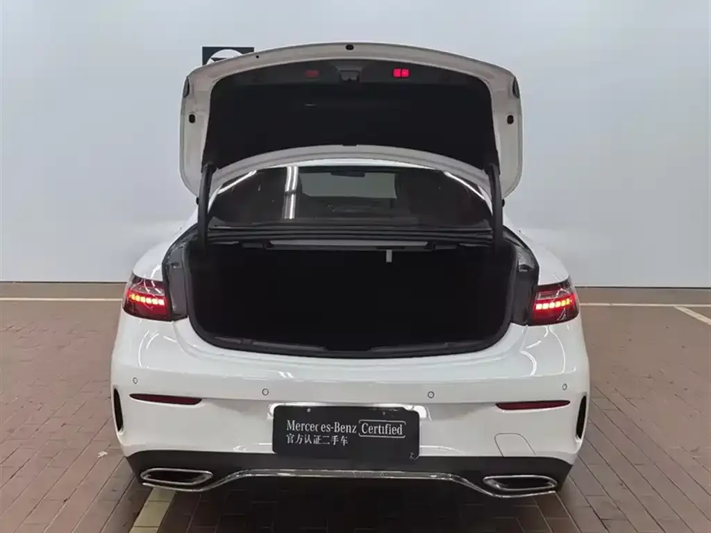 Mercedes-Benz E-Class (Import) — фото 6