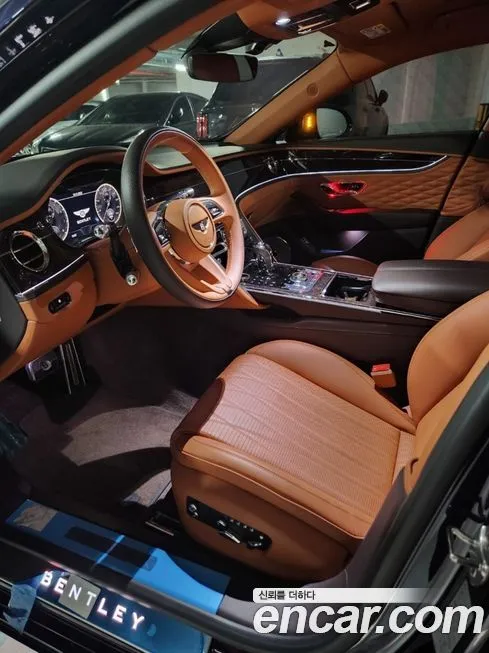 Bentley Flying Spur 2022 из KR, фото 8