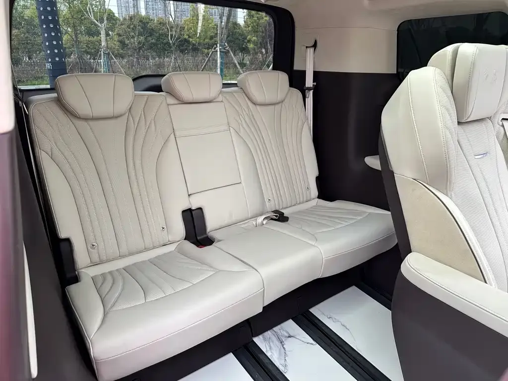 Hongqi HQ9 2022 из CN, фото 9