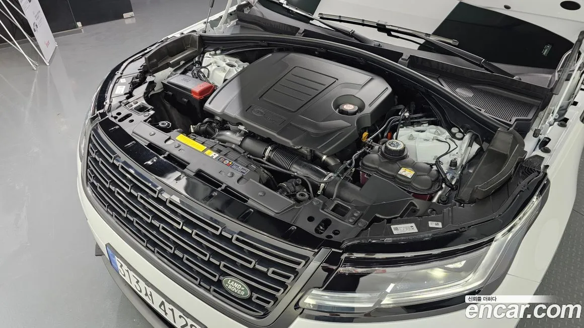 Land Rover Range Rover Velar 2025 из KR, фото 10
