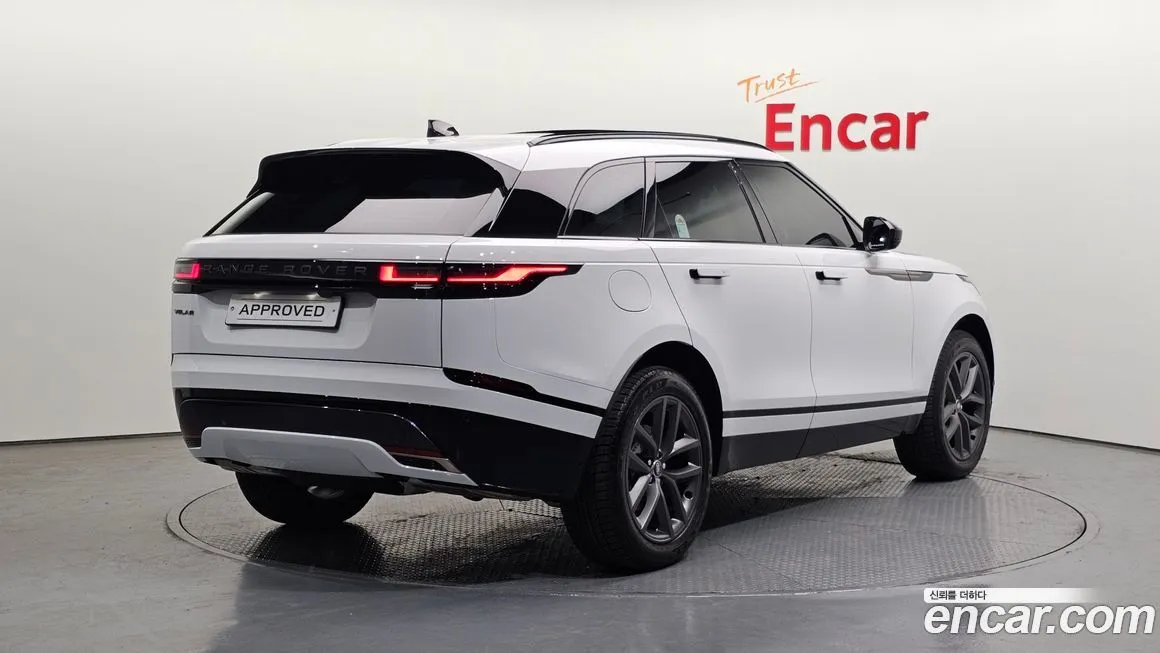 Land Rover Range Rover Velar 2025 из KR, фото 2