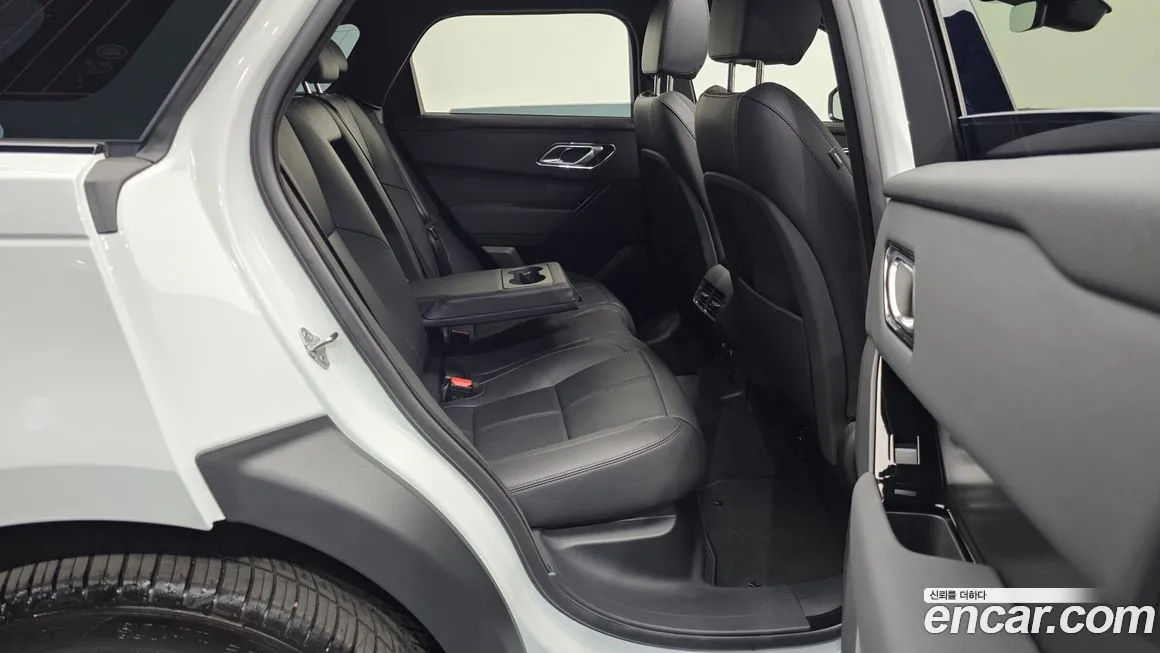 Land Rover Range Rover Velar 2025 из KR, фото 5