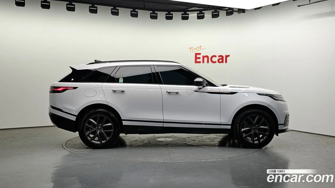 Land Rover Range Rover Velar 2025 из KR, фото 6