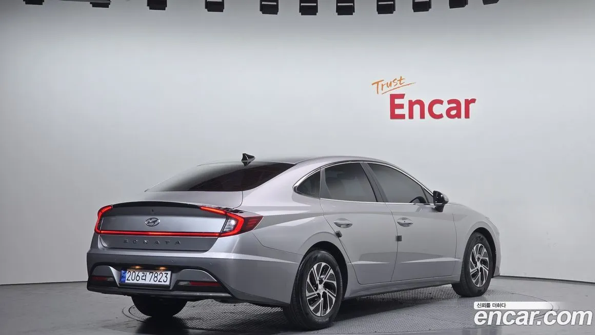 Hyundai Sonata — фото 2