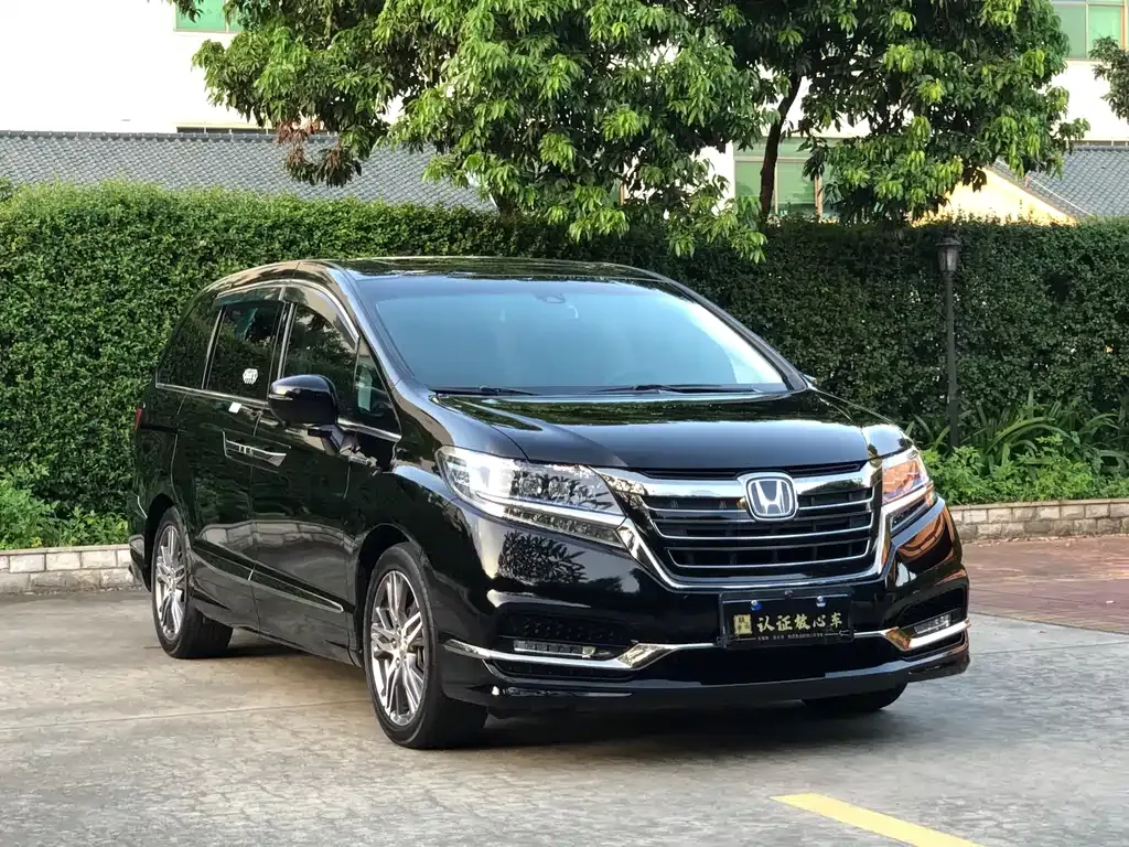 Honda Elysion — фото 3