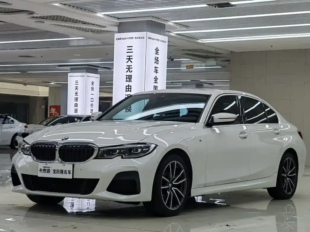 BMW 3 Series 2021 из CN, фото 1