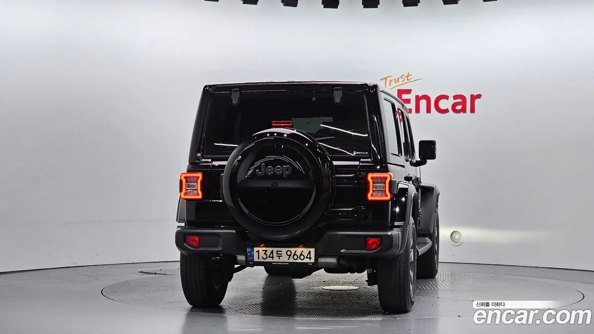 Jeep Wrangler 2021 из KR, фото 4