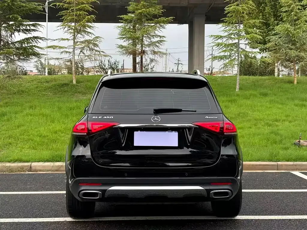 Mercedes-Benz GLE — фото 7