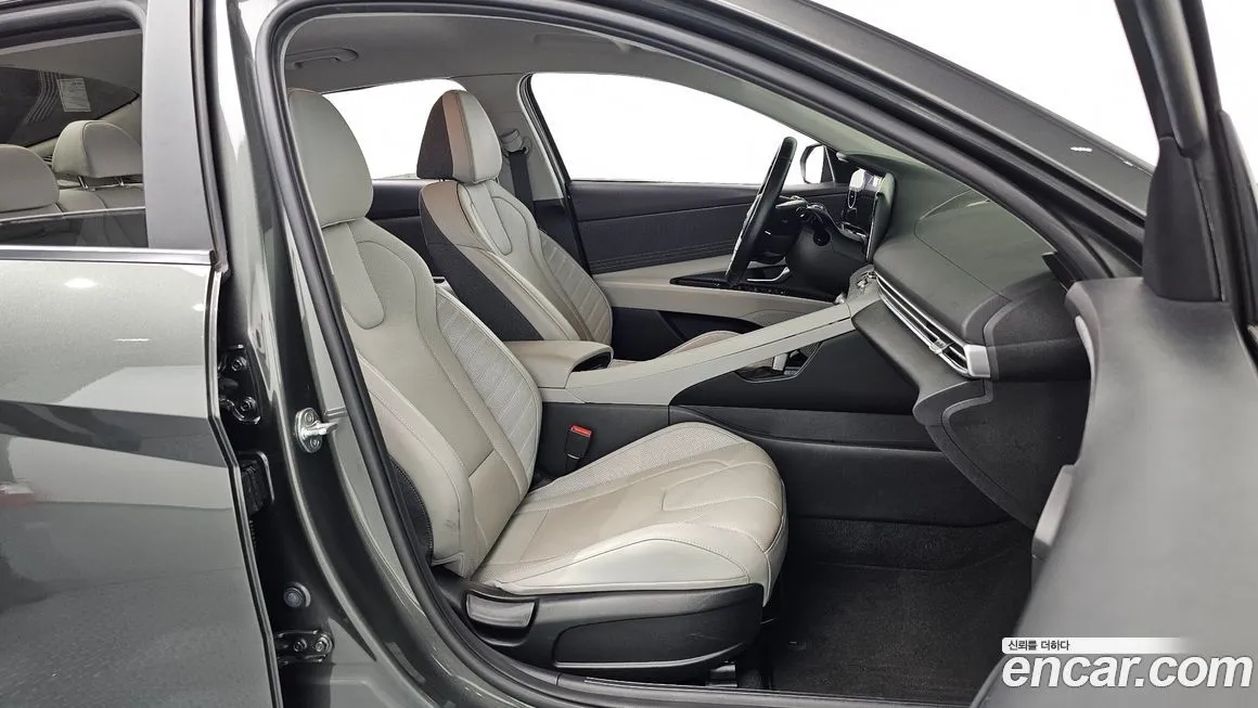 Hyundai AVANTE — фото 10