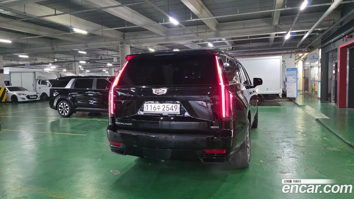 Cadillac Escalade 2023 из KR, фото 7