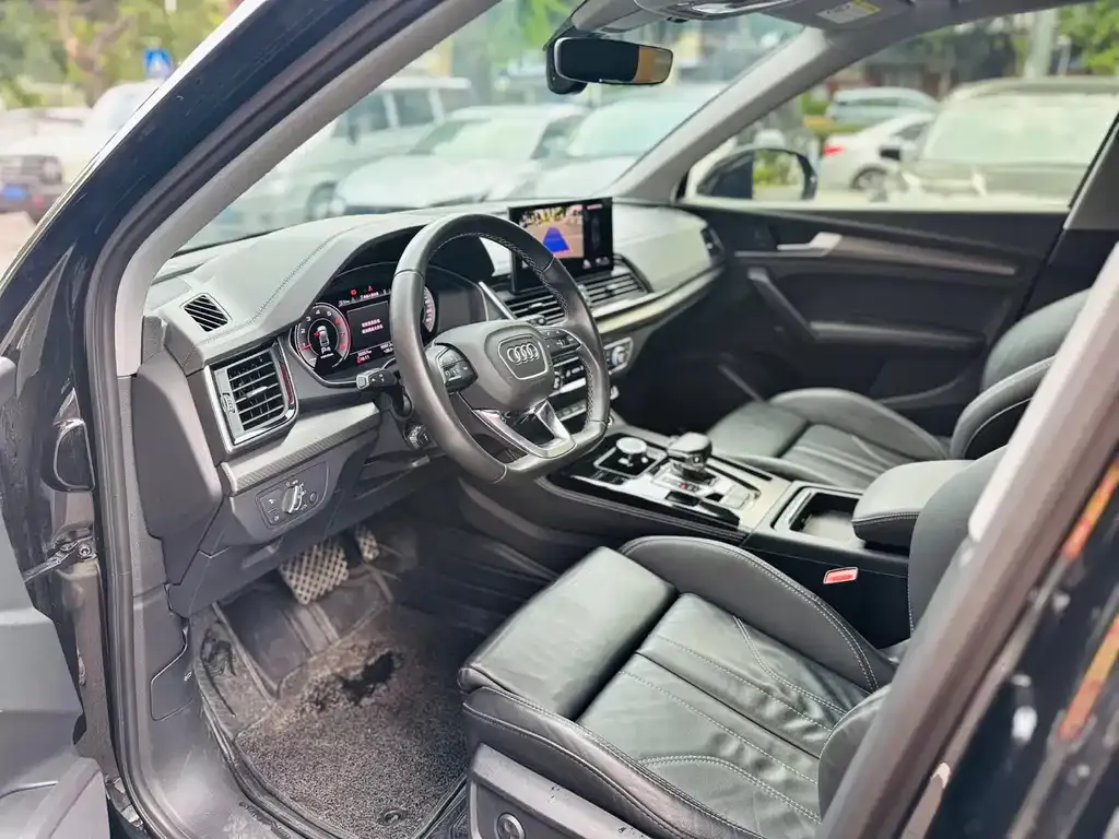 Audi Q5L 2022 из CN, фото 7