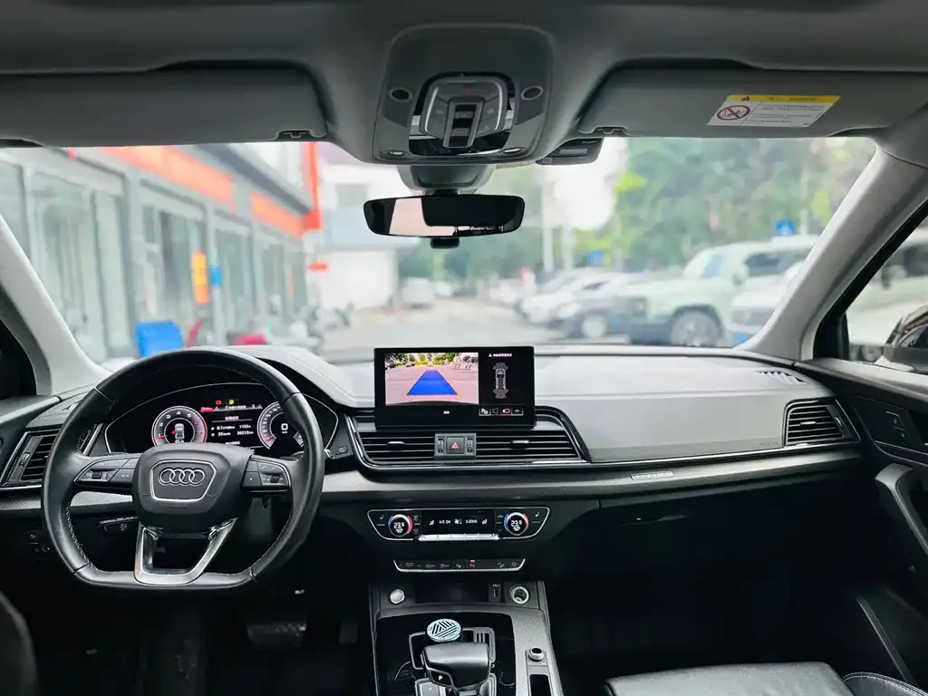 Audi Q5L 2022 из CN, фото 8