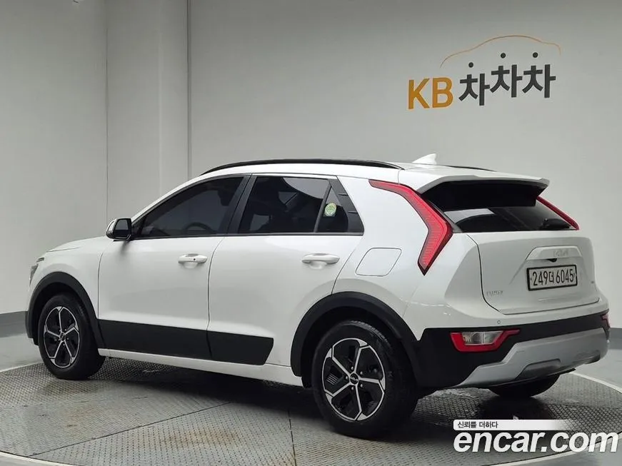 Kia Niro 2022 из KR, фото 2