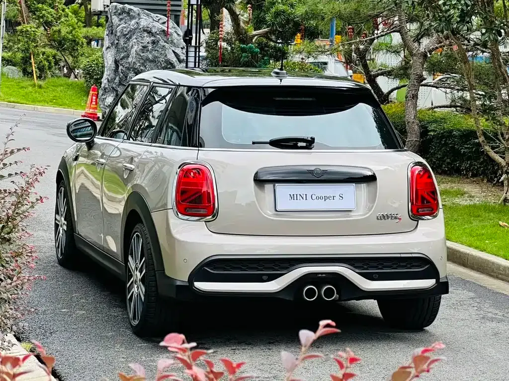 MINI Cooper (3-door) 2021 из CN, фото 4