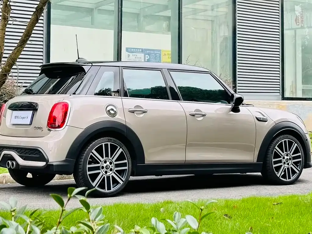 MINI Cooper (3-door) 2021 из CN, фото 8