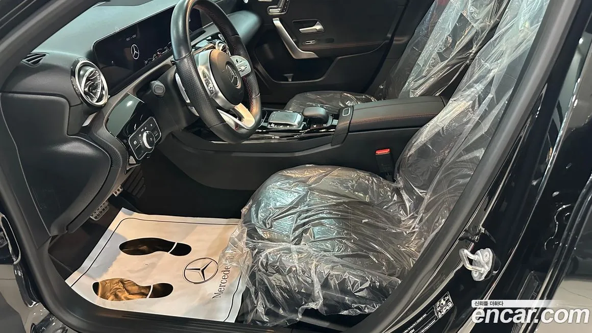 Mercedes-Benz A-Class — фото 10