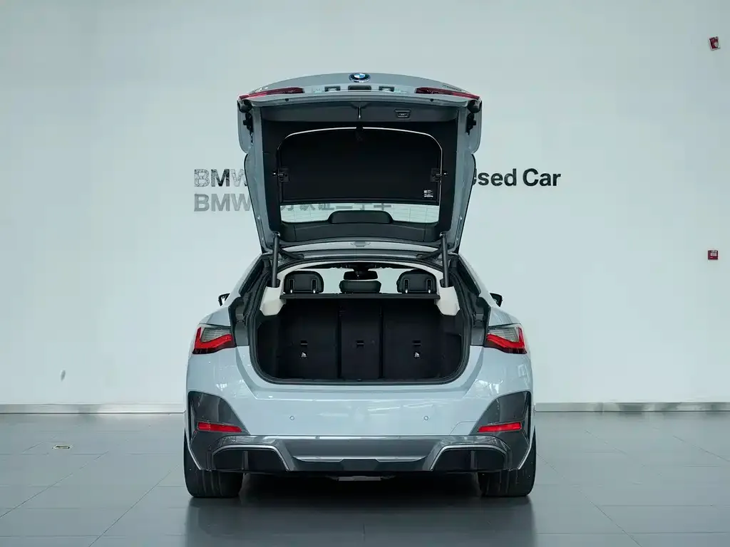 BMW i4 2023 из CN, фото 8