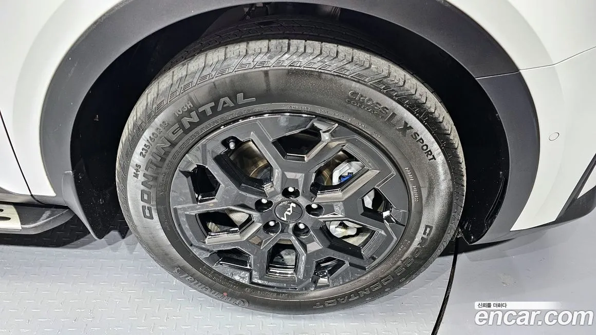 Kia Sorento — фото 5