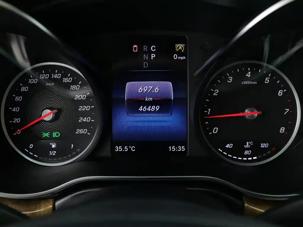Mercedes-Benz V-Class 2023 из CN, фото 4