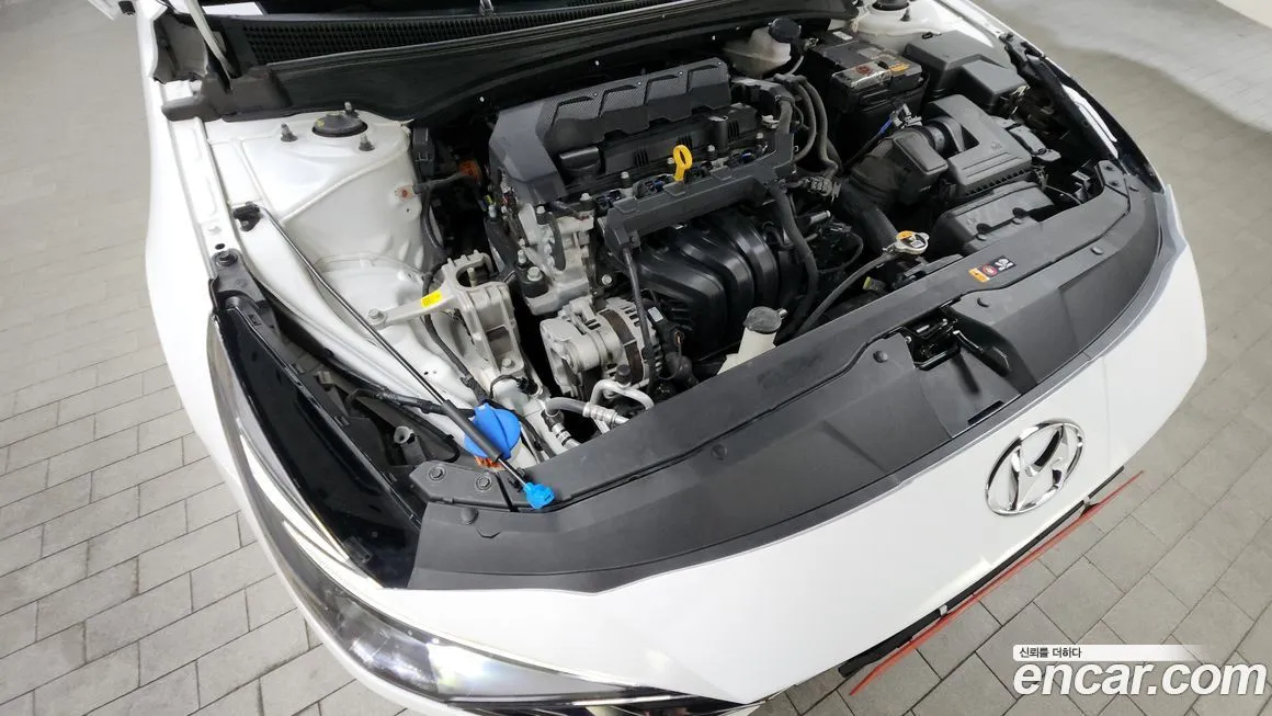 Hyundai AVANTE — фото 6