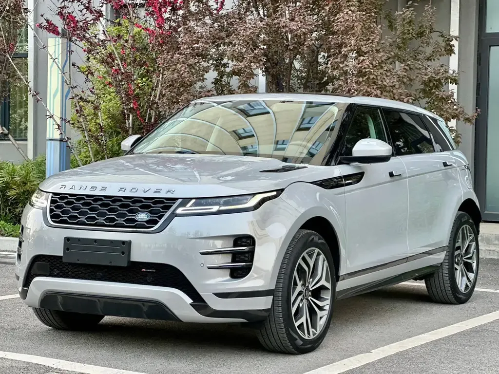 Land Rover Evoque PHEV — фото 1
