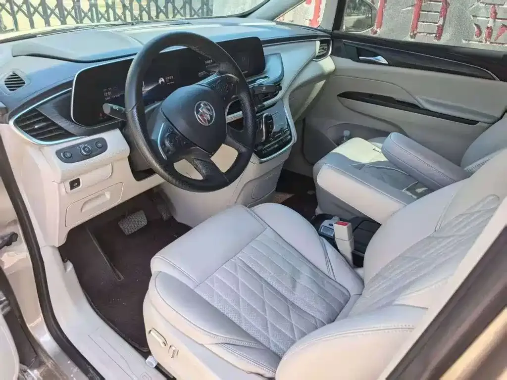 Buick GL8 2024 из CN, фото 5