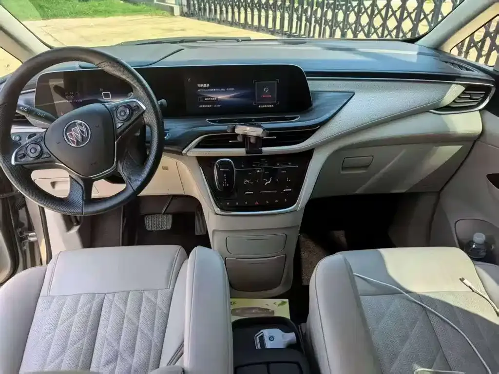 Buick GL8 2024 из CN, фото 6