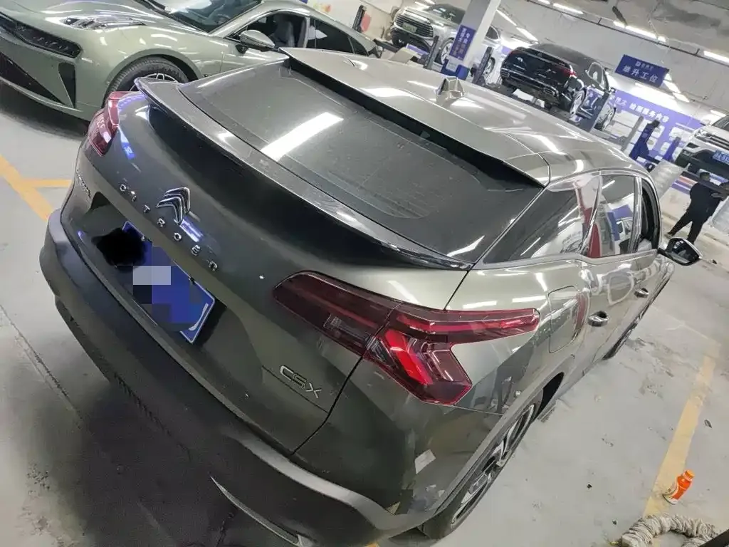 Citroen C5 X 2022 из CN, фото 2