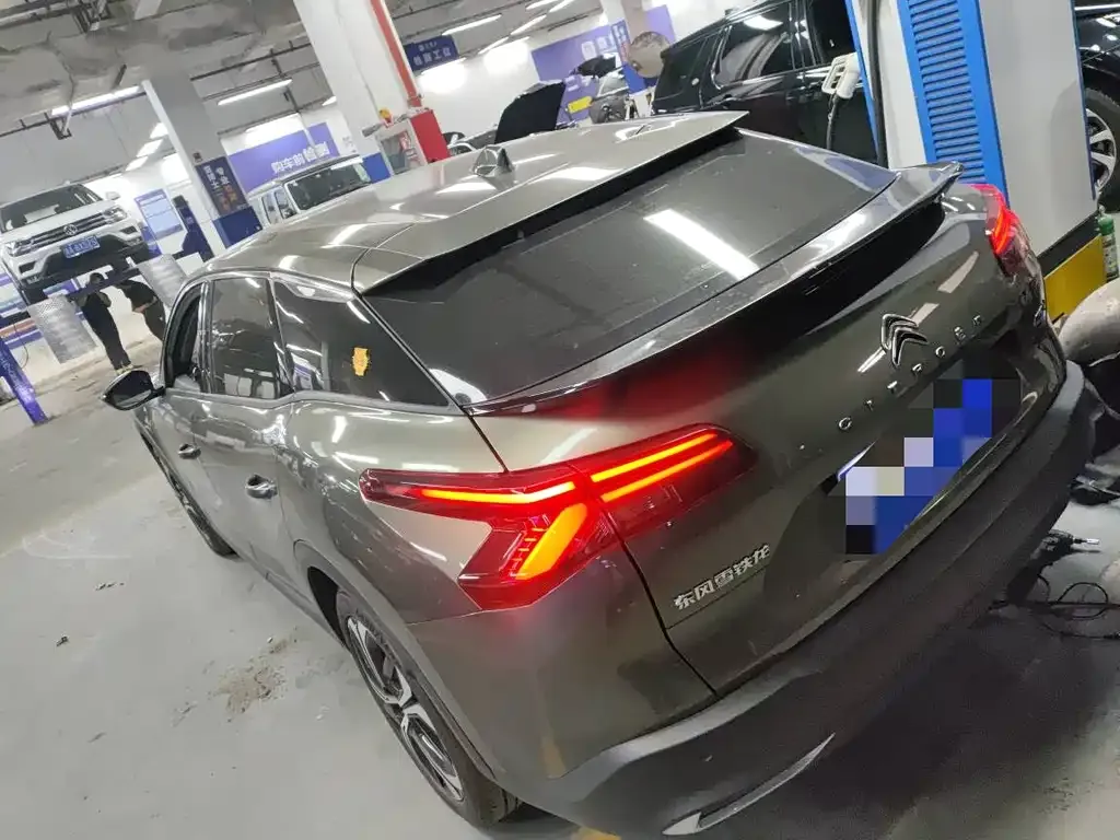 Citroen C5 X 2022 из CN, фото 4
