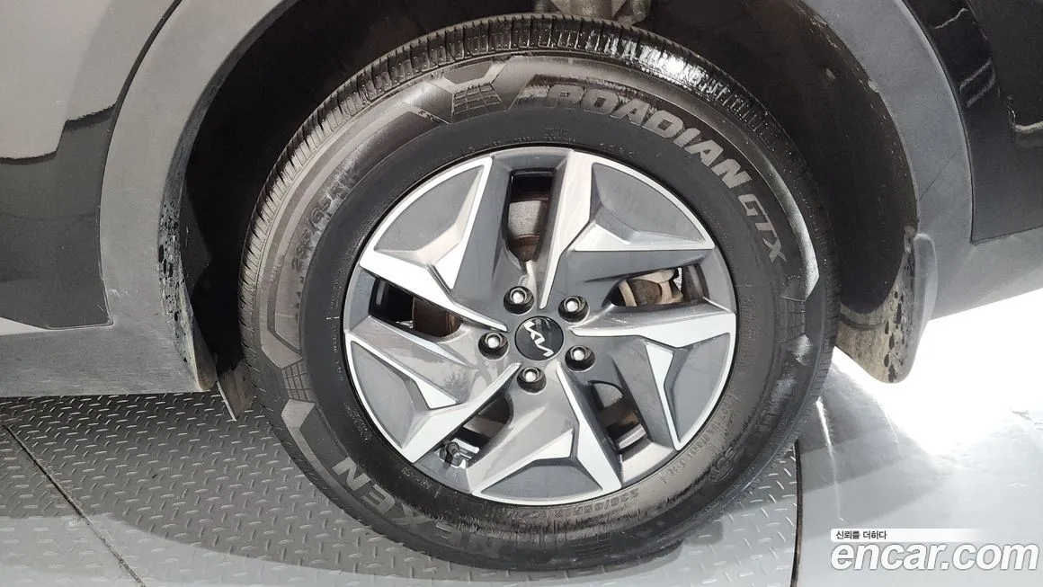 Kia Sorento — фото 5
