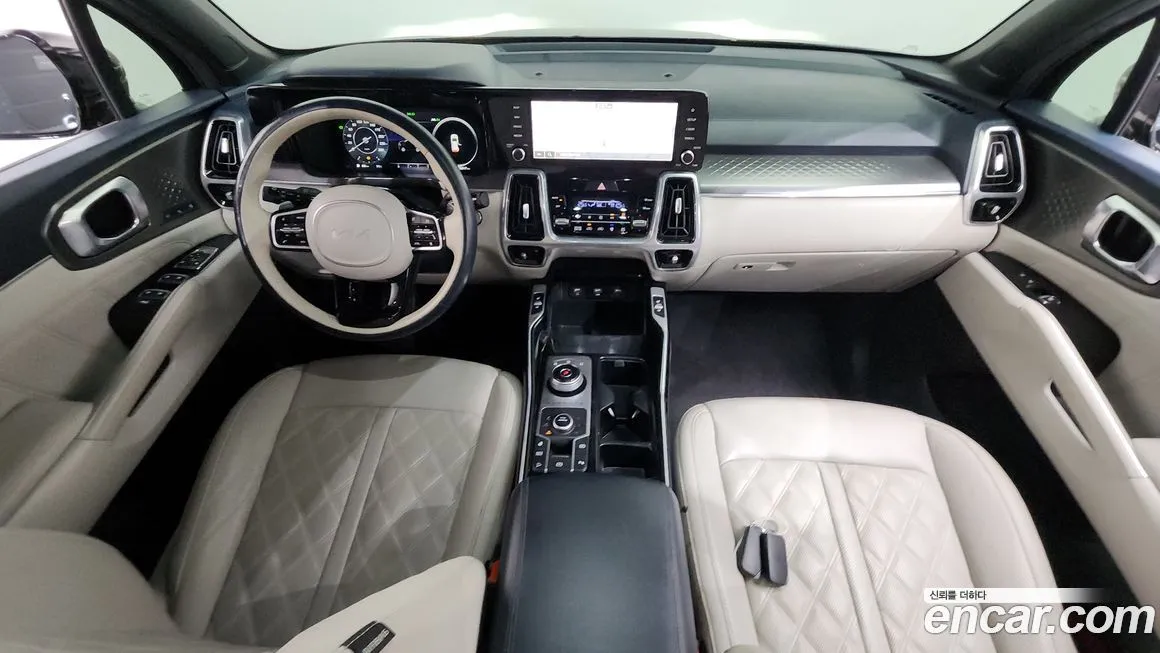 Kia Sorento — фото 7