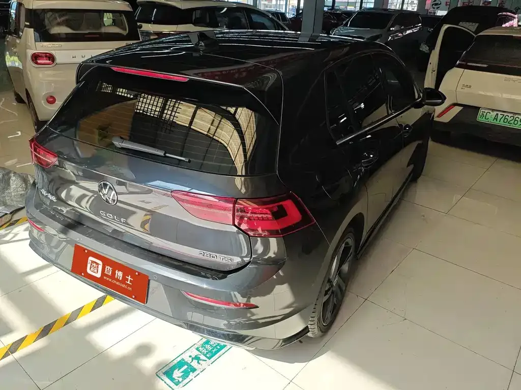 Volkswagen Golf 2022 из CN, фото 4