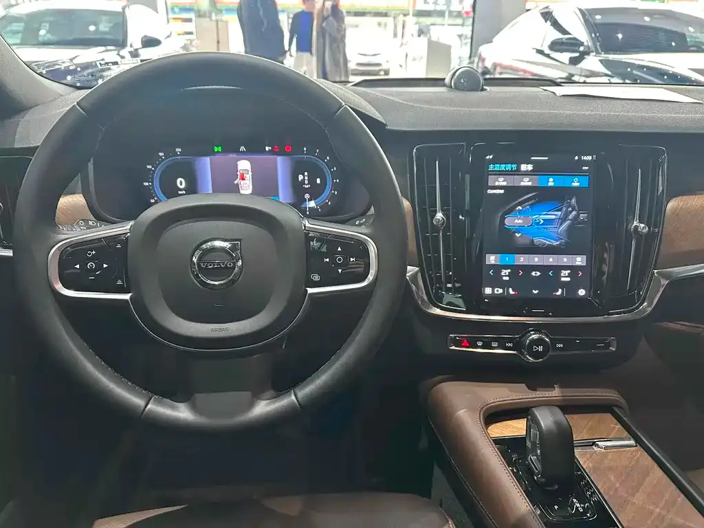 Volvo S90 2024 из CN, фото 7