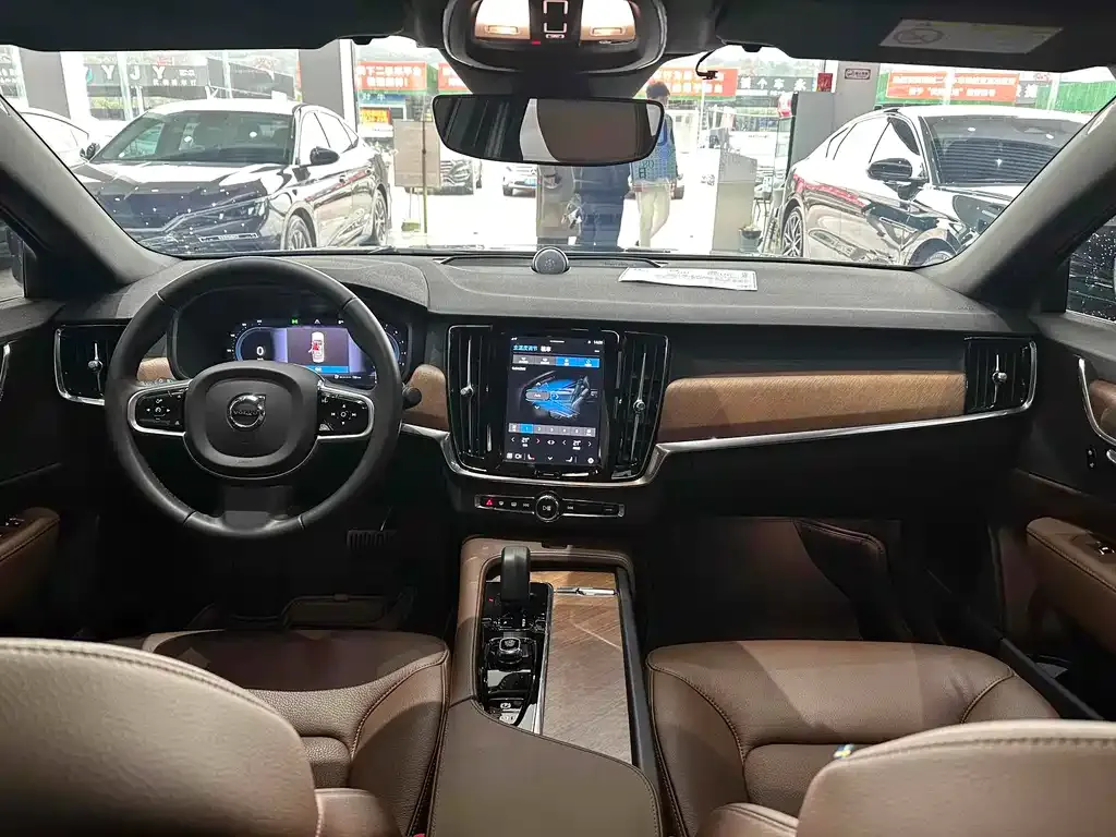 Volvo S90 2024 из CN, фото 8