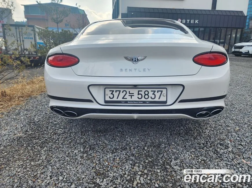 Bentley Continental 2021 из KR, фото 7