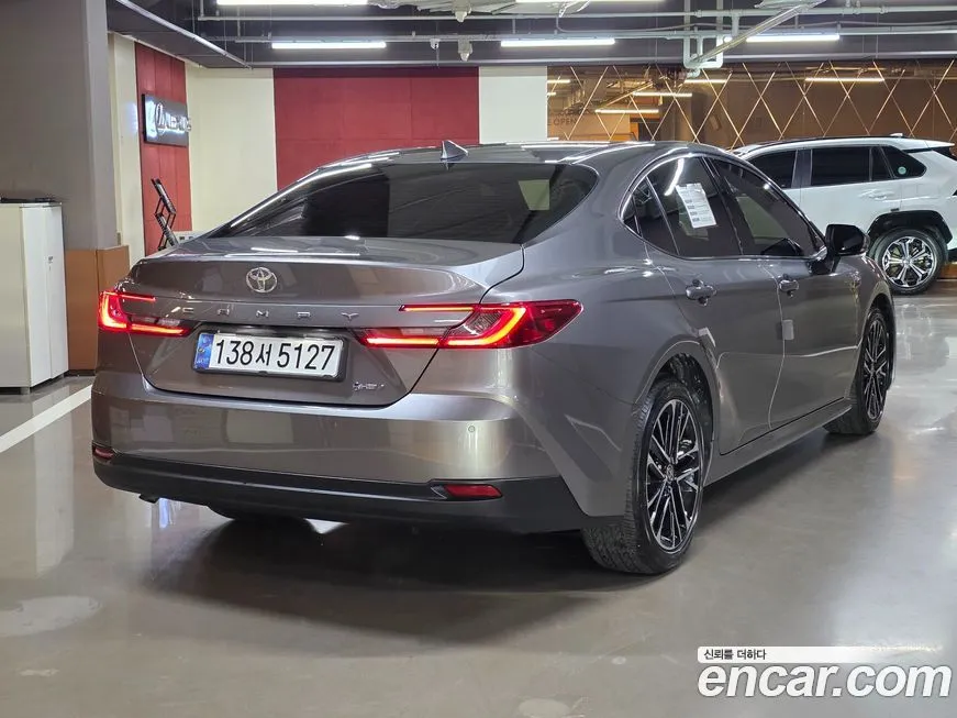Toyota Camry 2025 из KR, фото 2