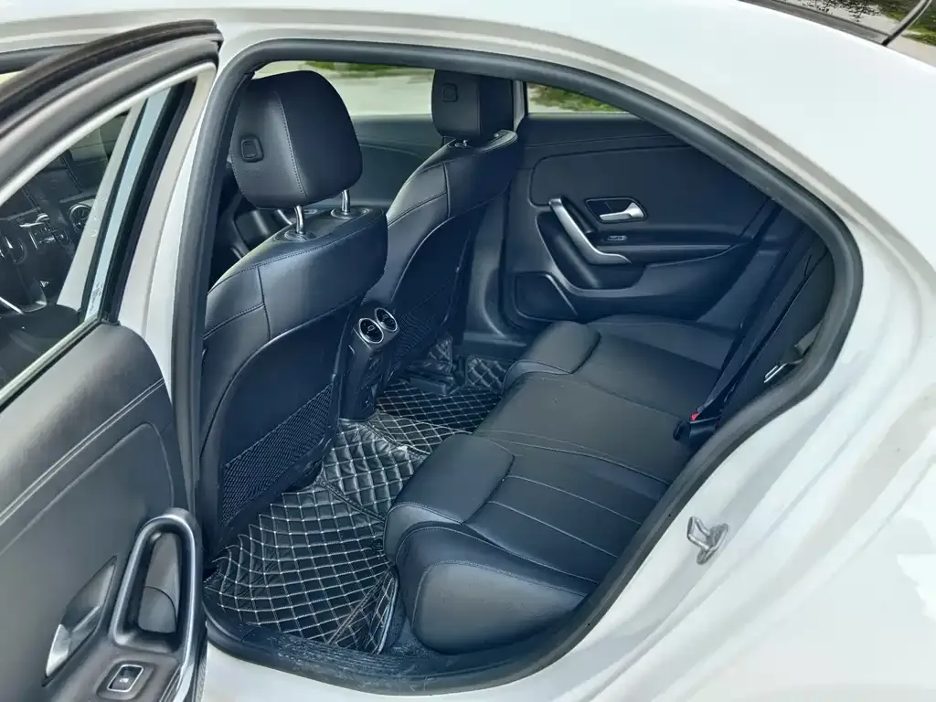 Mercedes-Benz A-Class 2022 из CN, фото 10