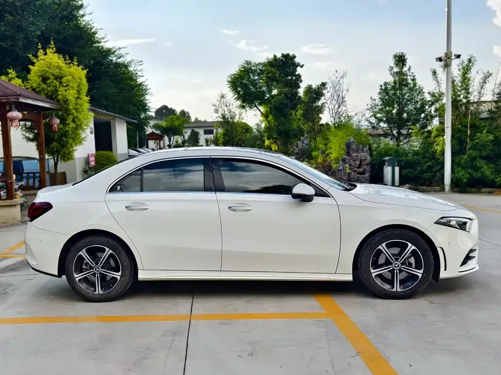 Mercedes-Benz A-Class 2022 из CN, фото 4