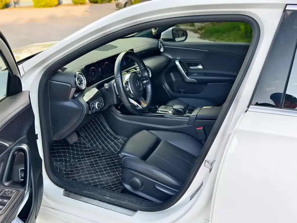 Mercedes-Benz A-Class 2022 из CN, фото 9