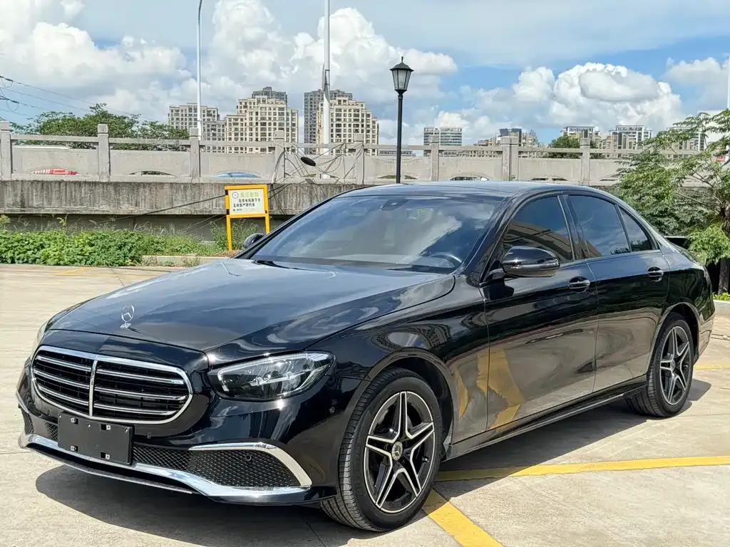 Mercedes-Benz E-Class (Import) — фото 1