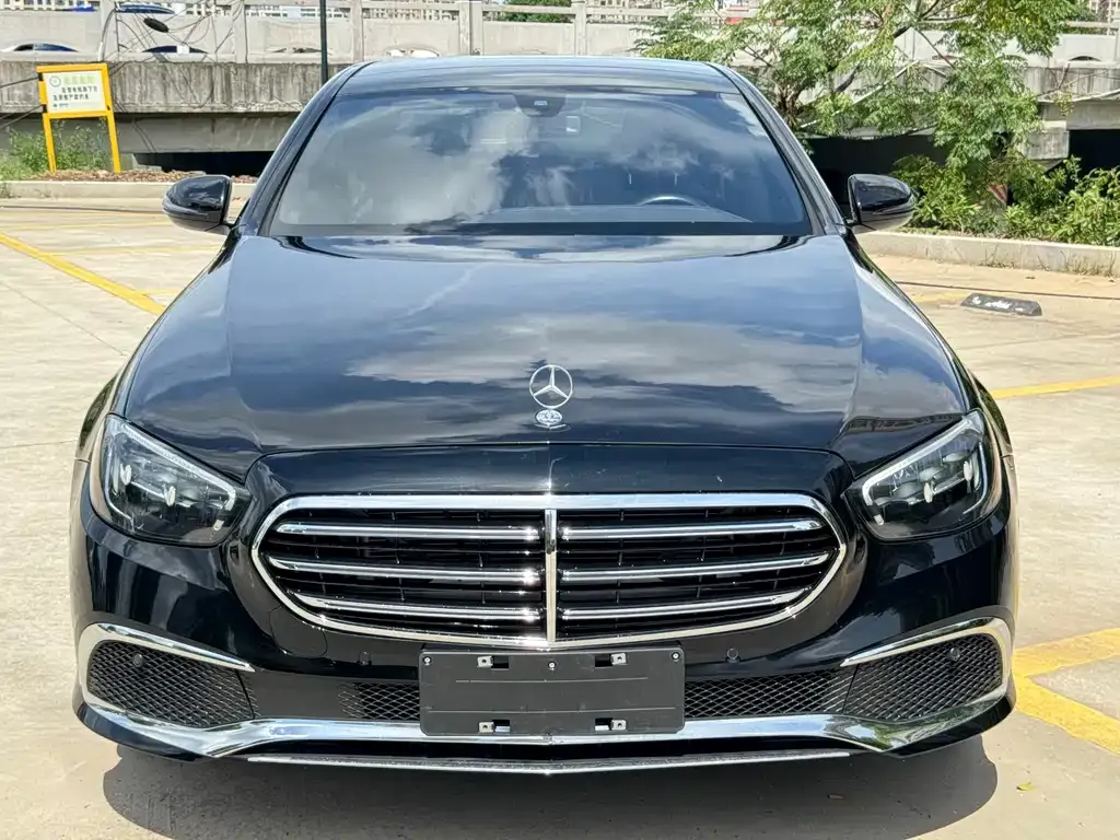 Mercedes-Benz E-Class (Import) — фото 2