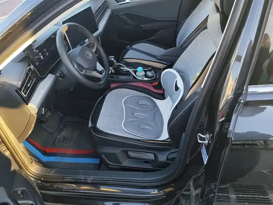 Volkswagen Sagitar 2024 из CN, фото 9