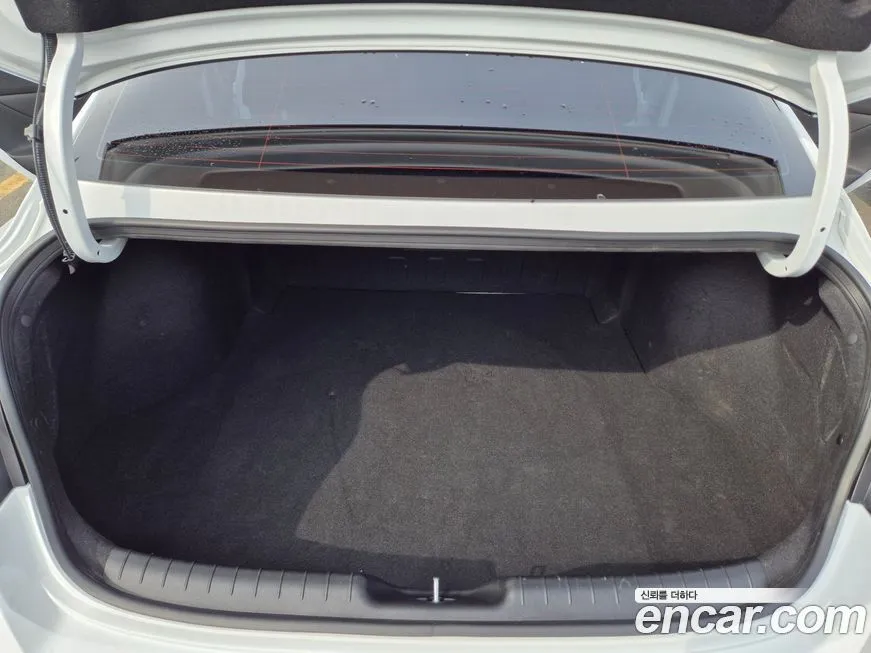 Hyundai AVANTE — фото 10