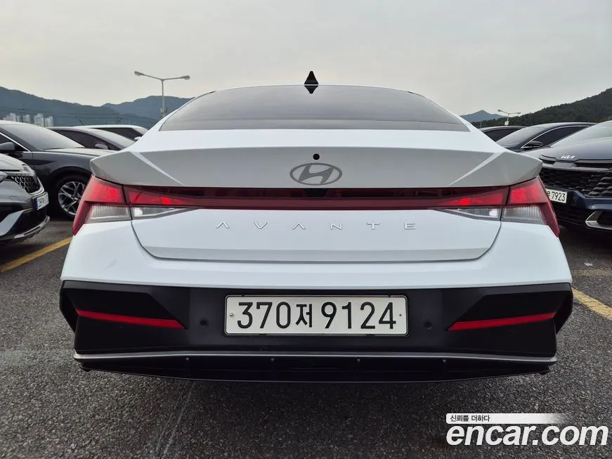 Hyundai AVANTE — фото 5