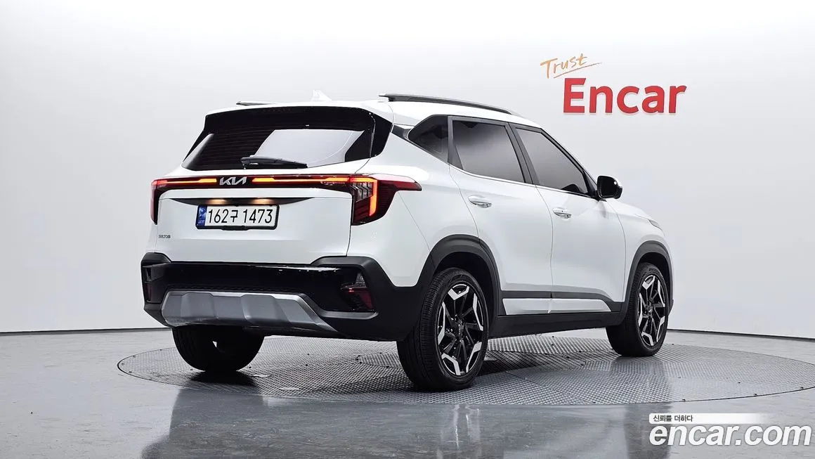 Kia Seltos 2023 из KR, фото 2