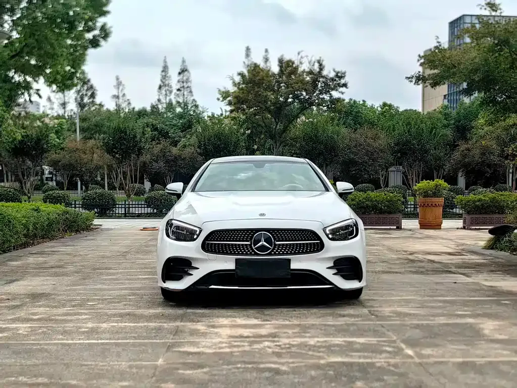 Mercedes-Benz E-Class (Import) — фото 2