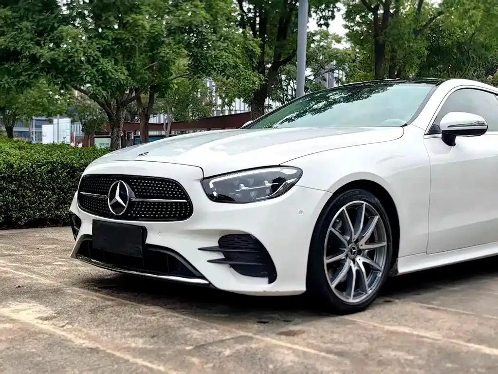 Mercedes-Benz E-Class (Import) — фото 4
