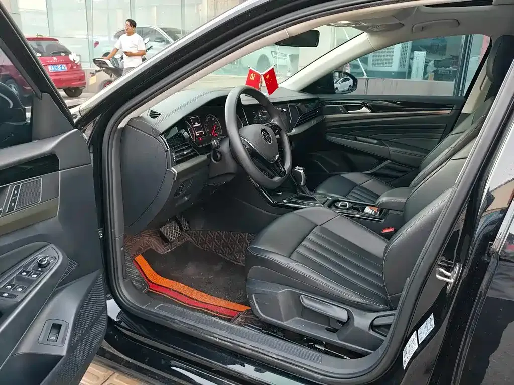 Volkswagen Passat 2022 из CN, фото 4