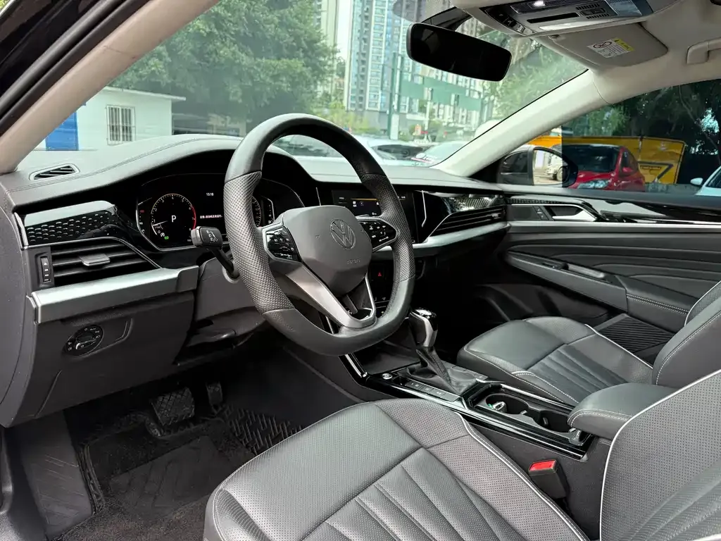 Volkswagen Passat 2024 из CN, фото 10