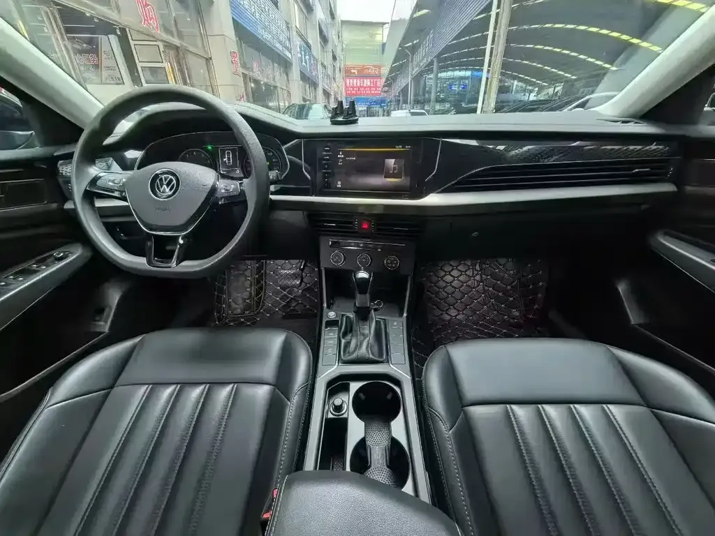 Volkswagen Passat 2022 из CN, фото 5